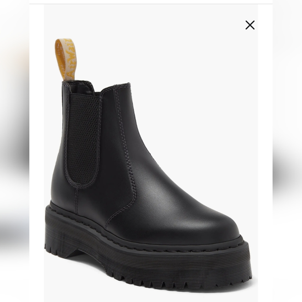 Dr. Martens Quad Platform Boots NWB Doc Martens Size 6